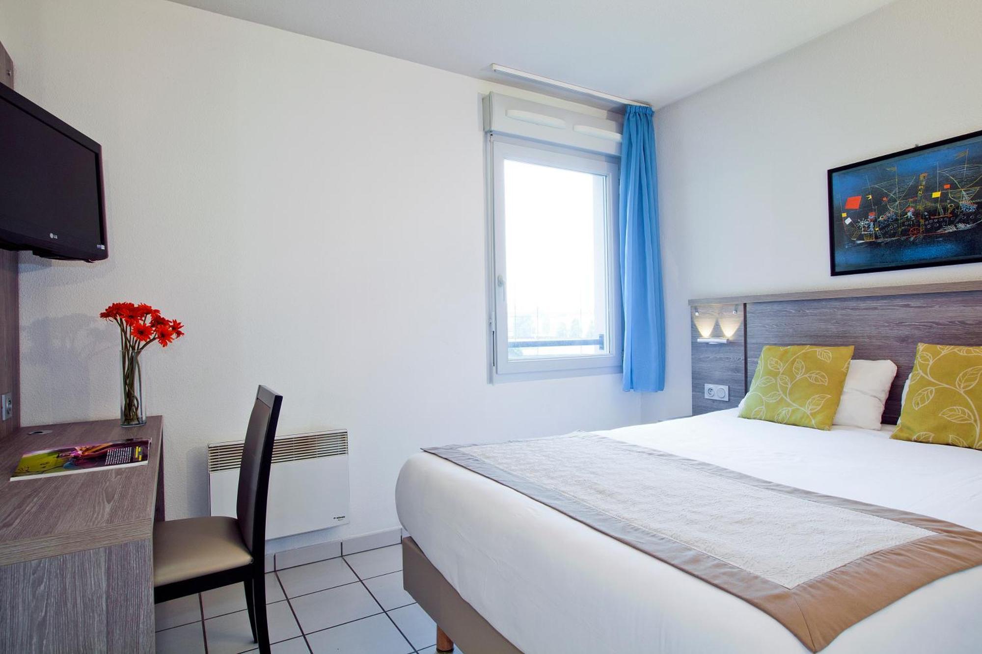 Sejours & Affaires Clermont Ferrand Park Republique Aparthotel Buitenkant foto