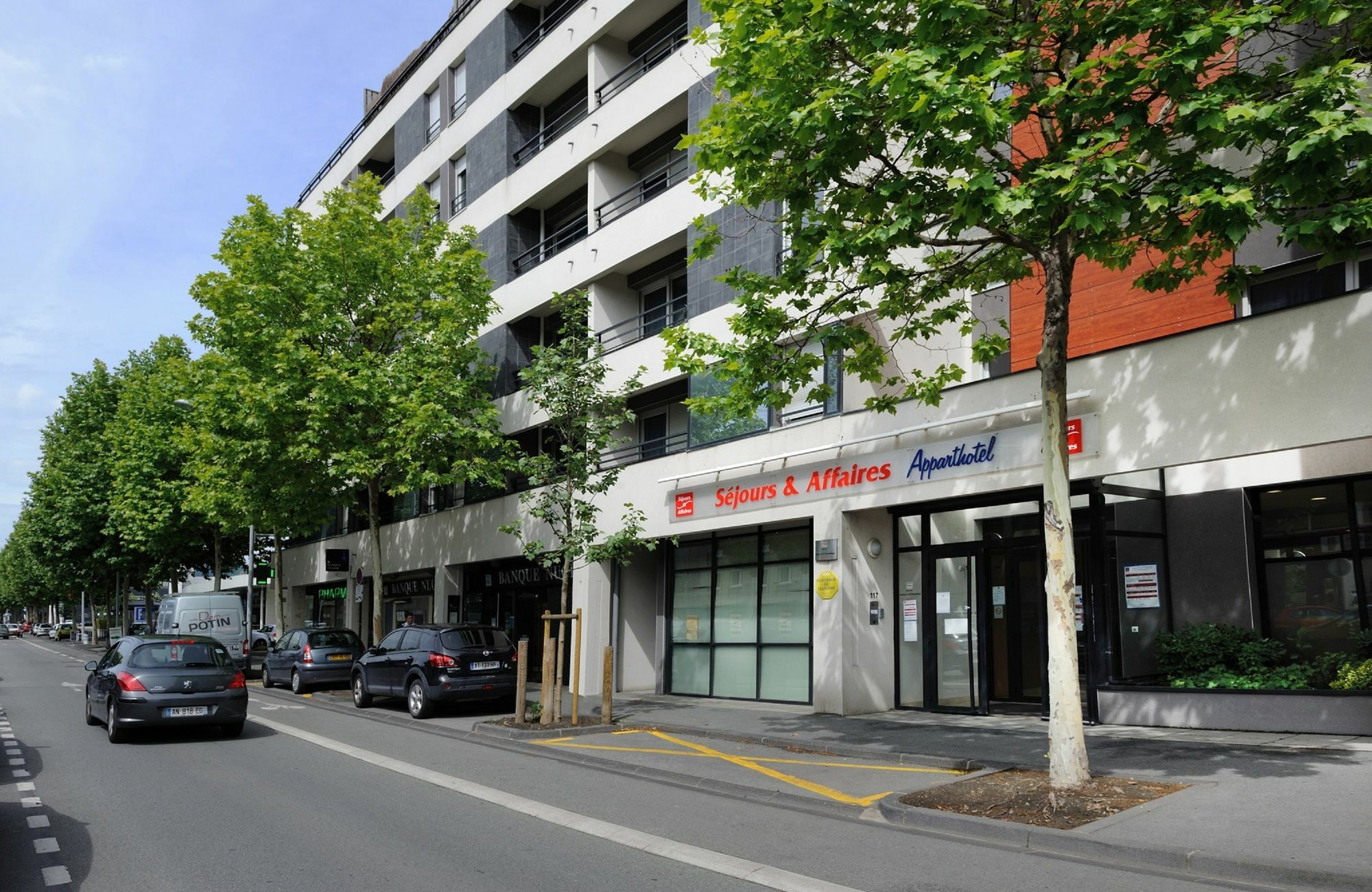 Sejours & Affaires Clermont Ferrand Park Republique Aparthotel Buitenkant foto